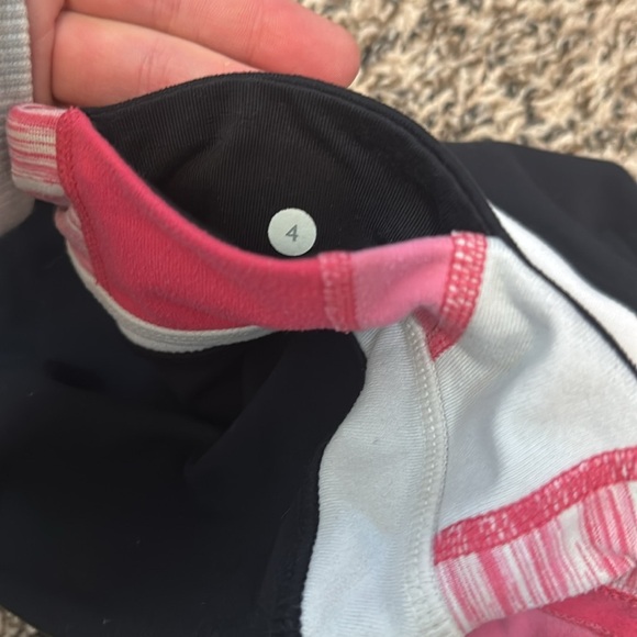 Lululemon Reversible Bike Shorts 10” - Picture 6 of 7